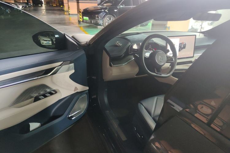 Used Zeekr 001 2023 YOU Edition 100 kWh Driver Seat