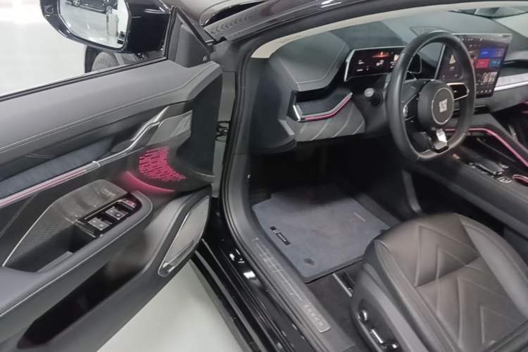Used Zeekr 001 2023 WE Edition 86 kWh Driver Seat