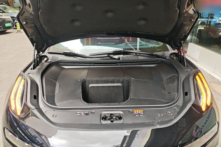 Used Zeekr 001 2023 YOU Edition 100 kWh Engine Bay