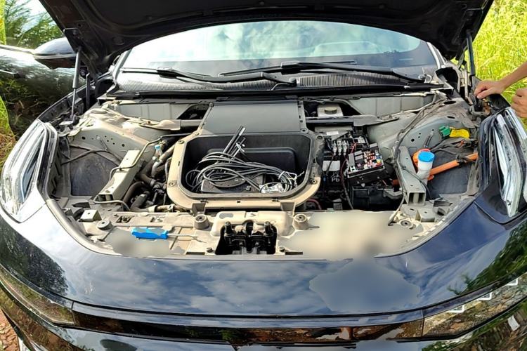 Used Zeekr 001 2023 WE Edition 100 kWh Engine Bay