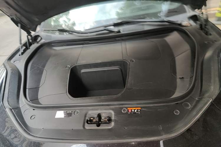 Used Zeekr 001 2023 WE Edition 100 kWh Engine Bay