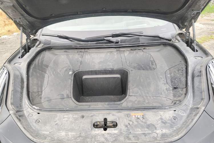 Used Zeekr 001 2023 WE Edition 100 kWh Engine Bay