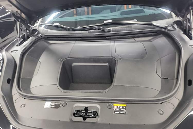 Used Zeekr 001 2023 YOU Edition 100 kWh Engine Bay