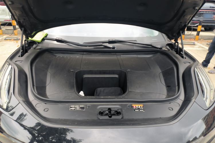 Used Zeekr 001 2023 YOU Edition 100 kWh Engine Bay