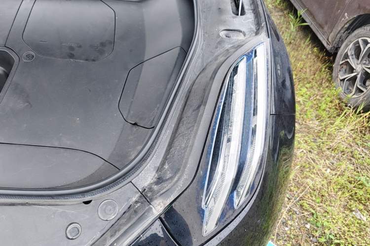 Used Zeekr 001 2023 WE Edition 86 kWh Engine Bay Left