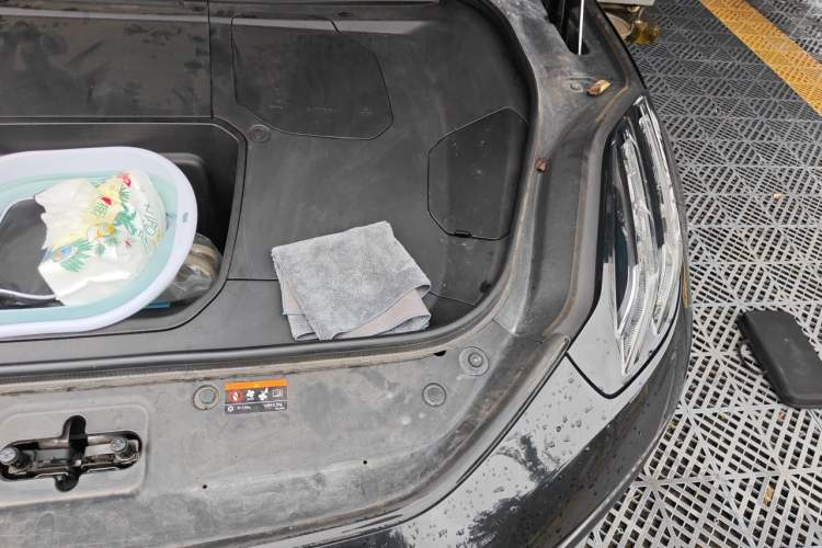 Used Zeekr 001 2023 WE Edition 100 kWh Engine Bay Left