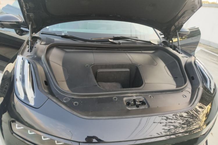 Used Zeekr 001 2023 YOU Edition 100 kWh Engine Bay