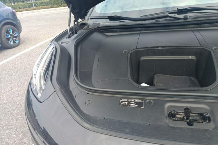 Used Zeekr 001 2023 WE Edition 86 kWh Engine Bay Right