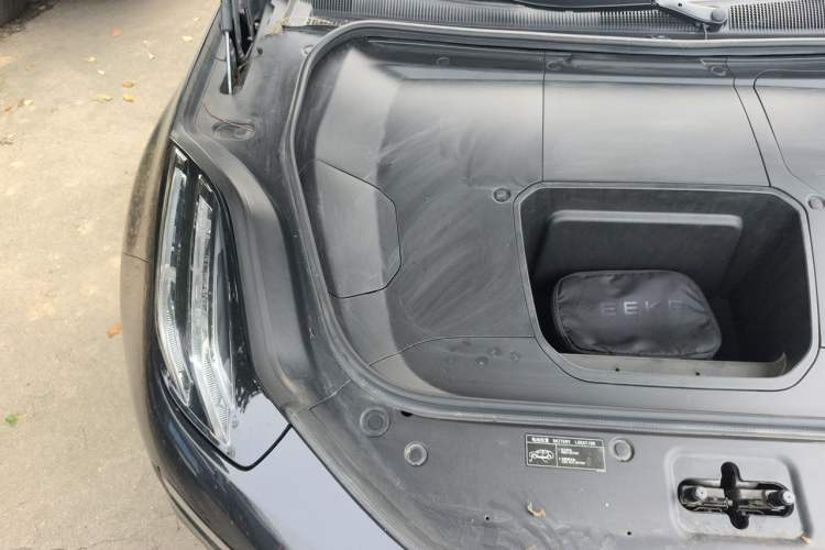 Used Zeekr 001 2023 WE Edition 100 kWh Engine Bay Right