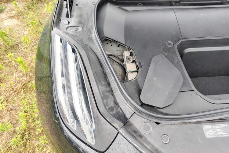 Used Zeekr 001 2023 WE Edition 86 kWh Engine Bay Right