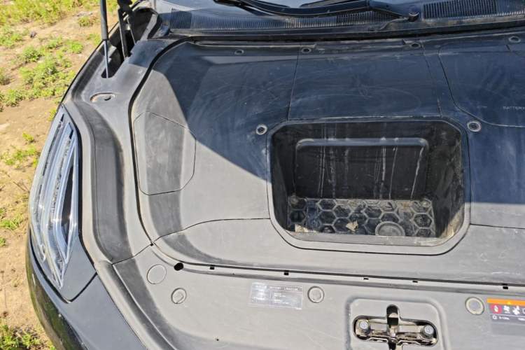 Used Zeekr 001 2023 WE Edition 100 kWh Engine Bay Right