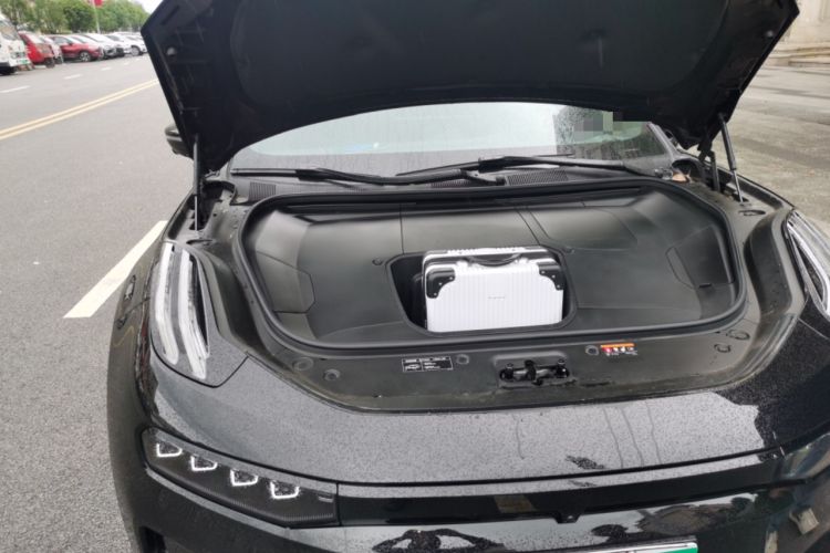 Used Zeekr 001 2023 WE Edition 100 kWh Engine Bay Right