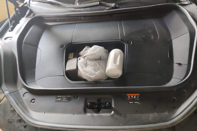 Used Zeekr 001 2023 YOU Edition 100 kWh Engine Bay
