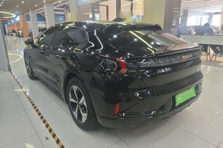 Used Zeekr 001 2023 WE Edition 100 kWh Exterior 2