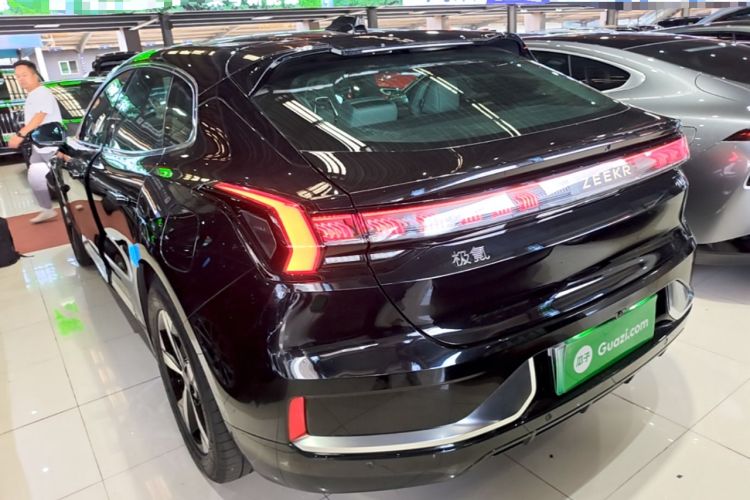 Used Zeekr 001 2023 WE Edition 100 kWh Exterior 2