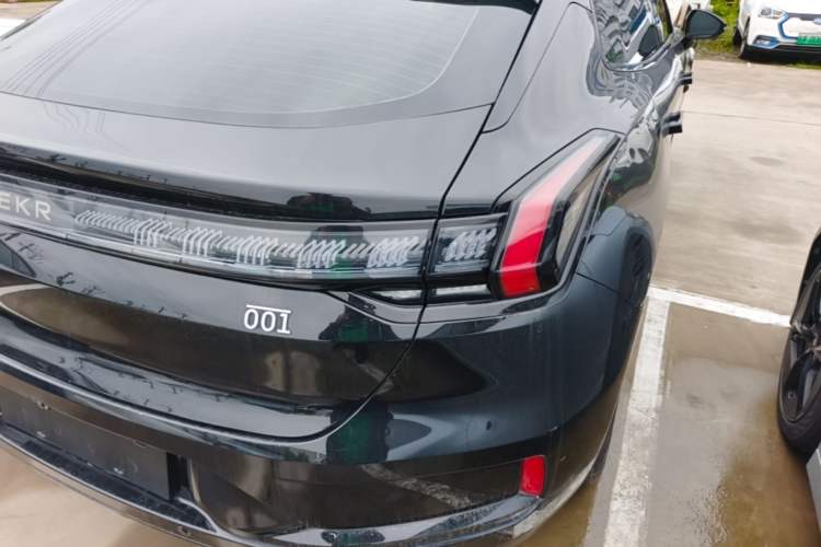 Used Zeekr 001 2023 WE Edition 100 kWh Exterior 3
