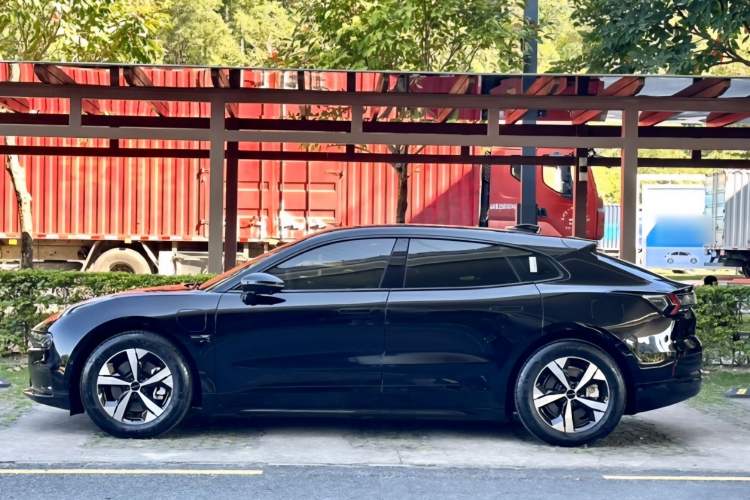 Used Zeekr 001 2023 WE Edition 100 kWh Exterior 3