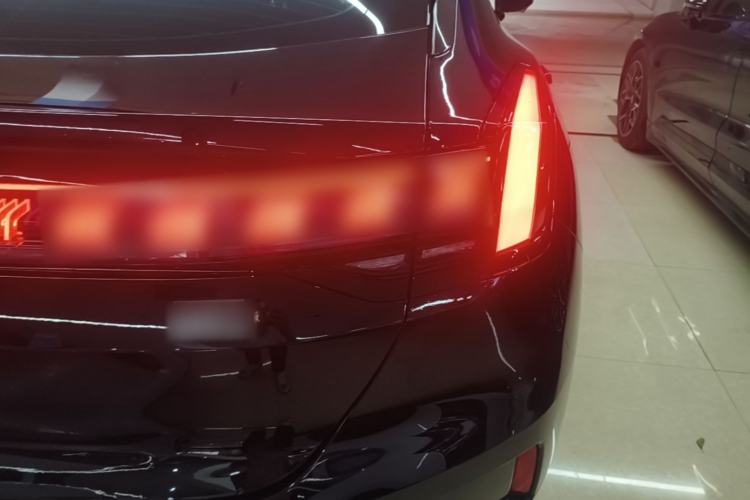 Used Zeekr 001 2023 WE Edition 86 kWh Exterior 3