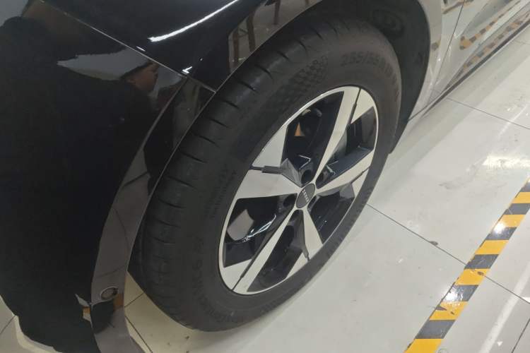 Used Zeekr 001 2023 WE Edition 100 kWh Exterior 4