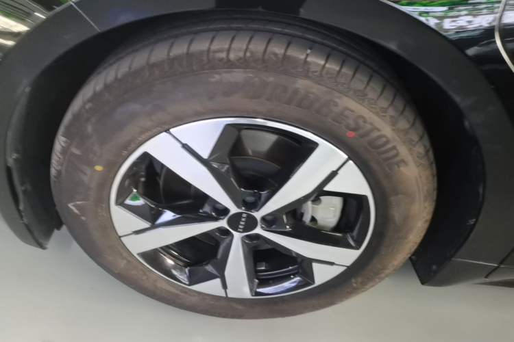 Used Zeekr 001 2023 WE Edition 100 kWh Exterior 4
