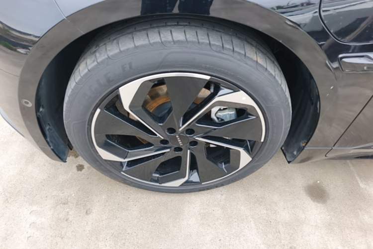 Used Zeekr 001 2023 WE Edition 100 kWh Exterior 4