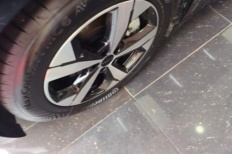 Used Zeekr 001 2023 WE Edition 86 kWh Exterior 4