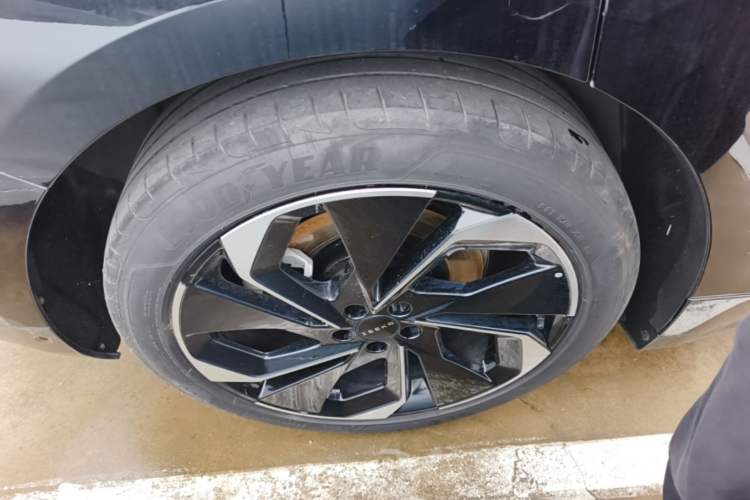 Used Zeekr 001 2023 WE Edition 100 kWh Exterior 5