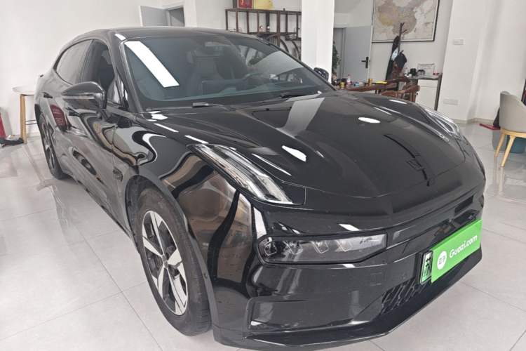 Used Zeekr 001 2023 WE Edition 100 kWh Front Right 45 Deg