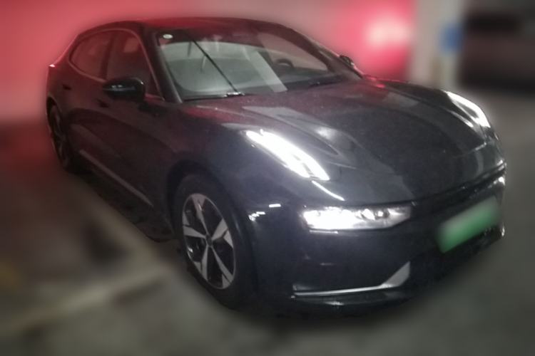 Used Zeekr 001 2023 WE Edition 100 kWh Front Right 45 Deg