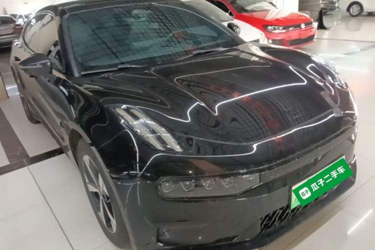 Used Zeekr 001 2023 WE Edition 100 kWh Front Right 45 Deg