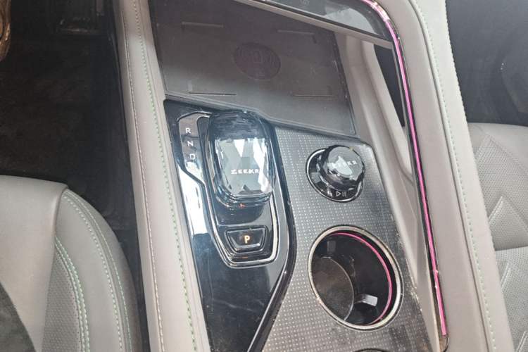 Used Zeekr 001 2023 WE Edition 100 kWh Gear Lever
