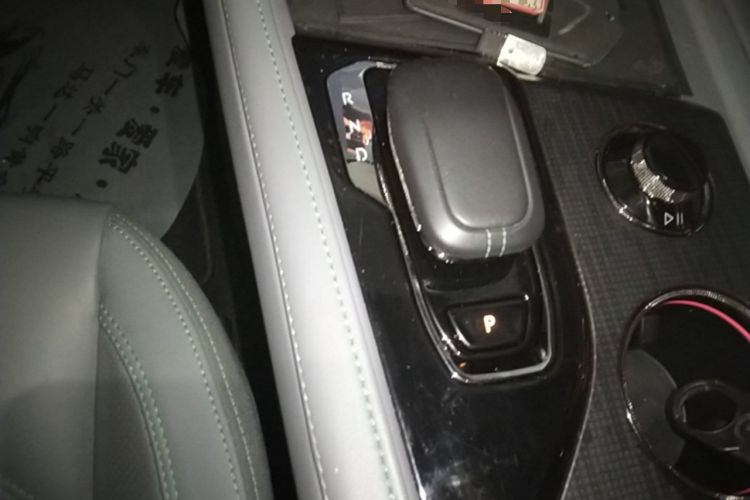 Used Zeekr 001 2023 WE Edition 100 kWh Gear Lever