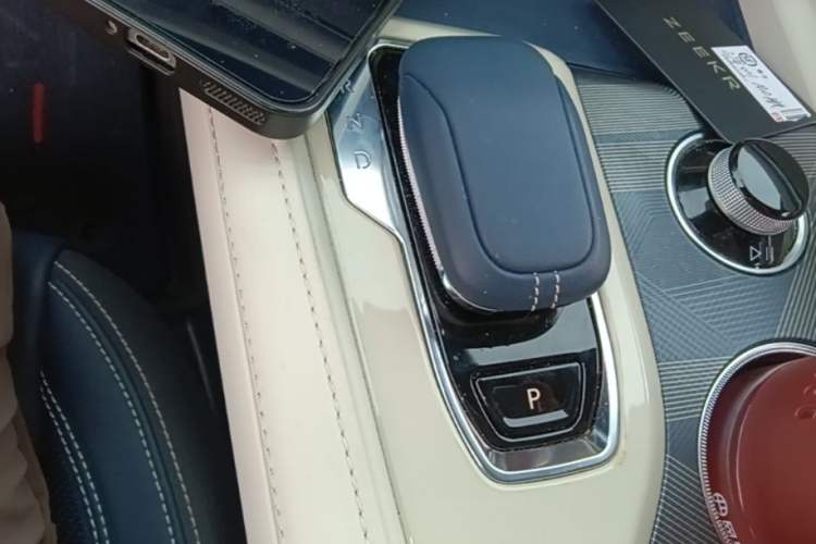 Used Zeekr 001 2023 ME Edition 100 kWh Gear Lever
