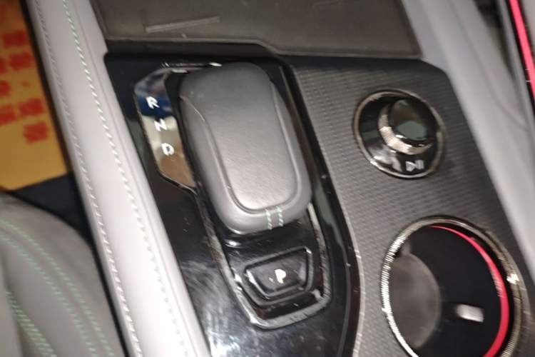 Used Zeekr 001 2023 WE Edition 100 kWh Gear Lever