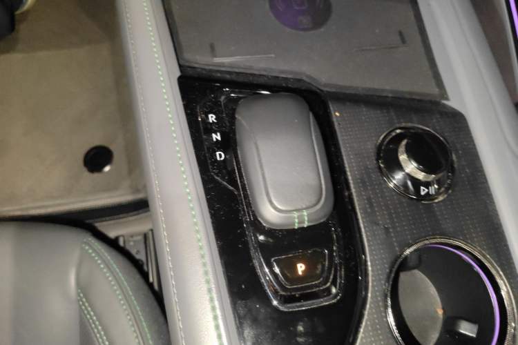 Used Zeekr 001 2023 WE Edition 86 kWh Gear Lever