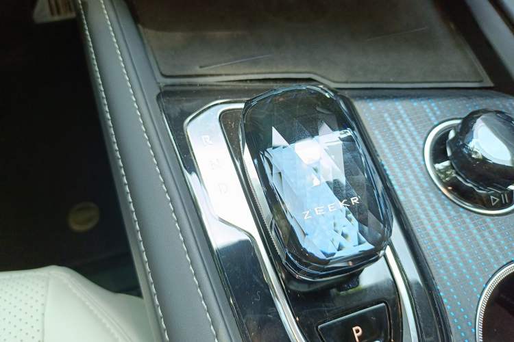 Used Zeekr 001 2023 ME Edition 100 kWh Gear Lever