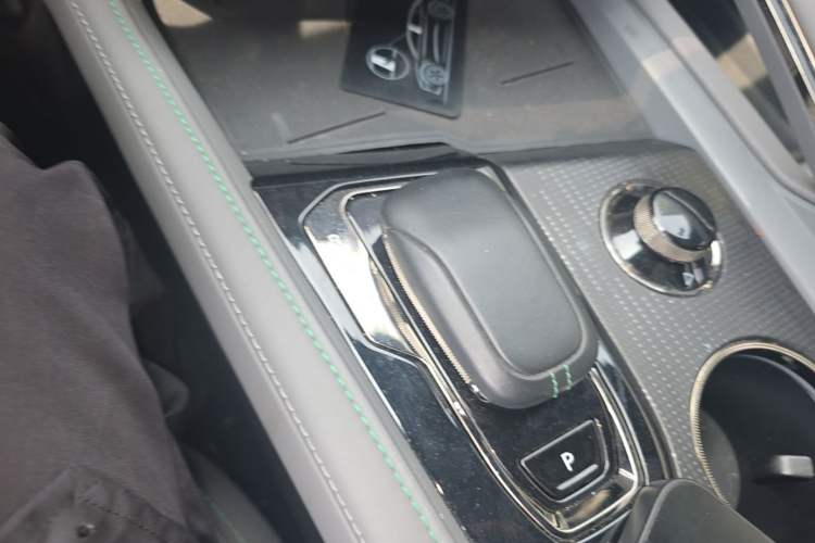 Used Zeekr 001 2023 WE Edition 100 kWh Gear Lever