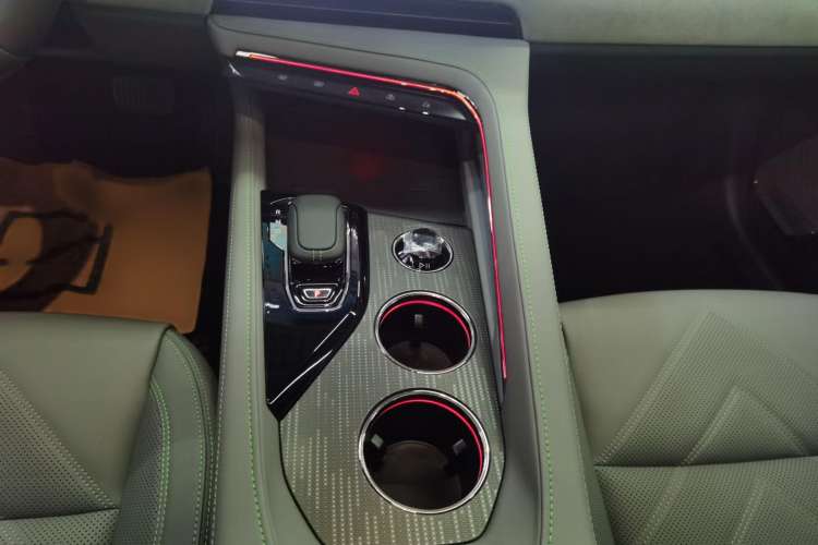 Used Zeekr 001 2023 WE Edition 100 kWh Gear Lever