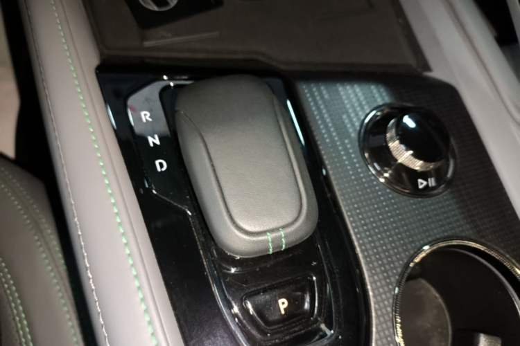 Used Zeekr 001 2023 ME Edition 100 kWh Gear Lever