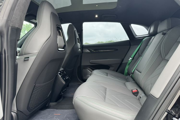 Used Zeekr 001 2023 WE Edition 100 kWh Interior 1