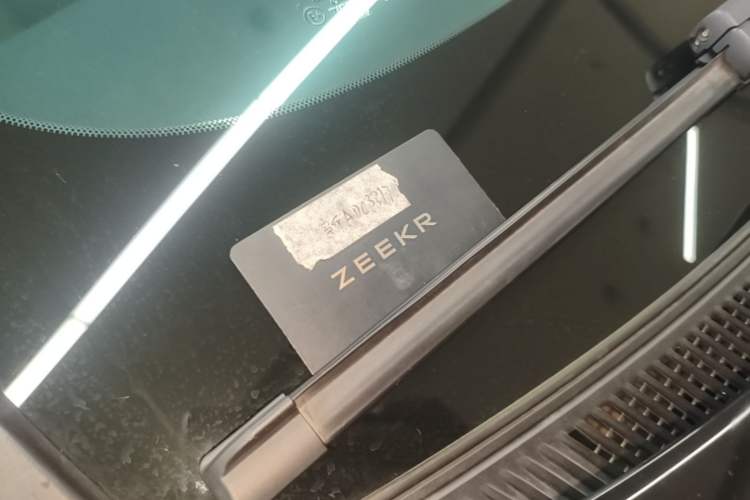 Used Zeekr 001 2023 WE Edition 86 kWh Interior 1