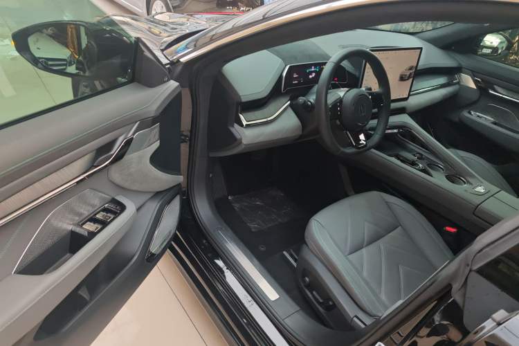 Used Zeekr 001 2023 WE Edition 100 kWh Interior 3