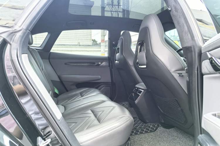 Used Zeekr 001 2023 WE Edition 100 kWh Interior 5