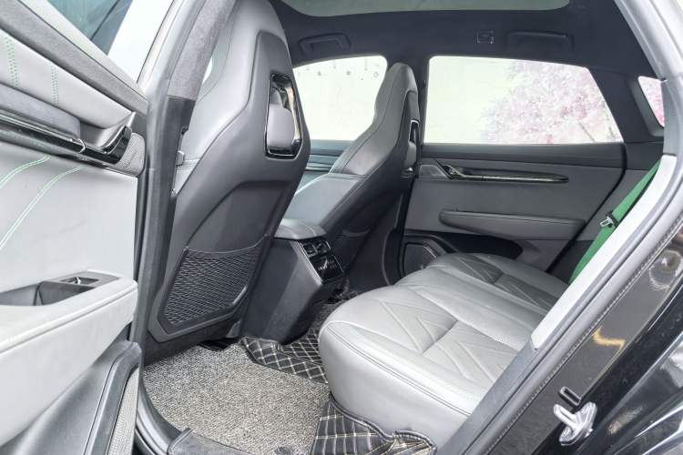 Used Zeekr 001 2023 WE Edition 100 kWh Interior 7