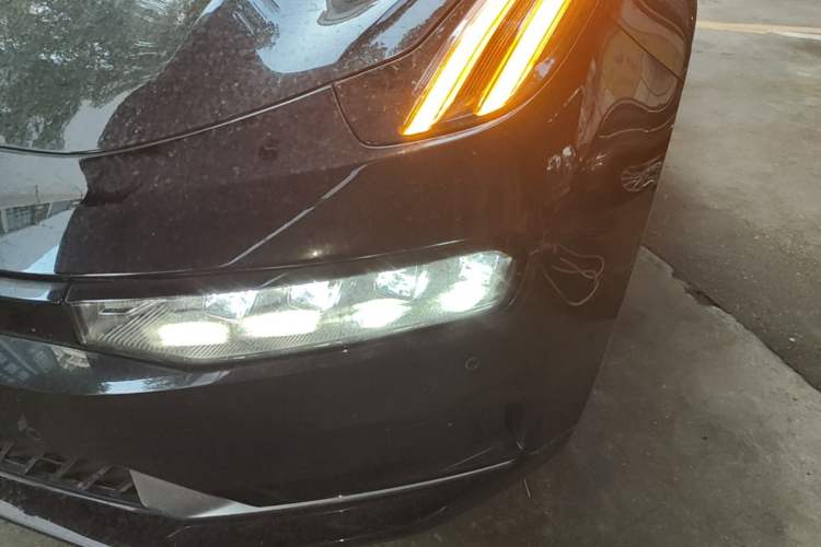 Used Zeekr 001 2023 WE Edition 100 kWh Left Front Headlight