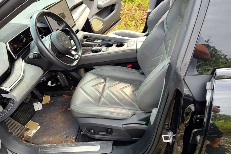 Used Zeekr 001 2023 WE Edition 100 kWh Left Front Seat