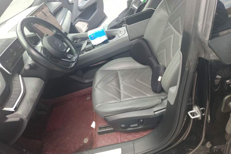 Used Zeekr 001 2023 WE Edition 86 kWh Left Front Seat