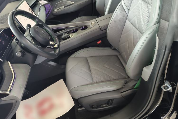 Used Zeekr 001 2023 WE Edition 86 kWh Left Front Seat