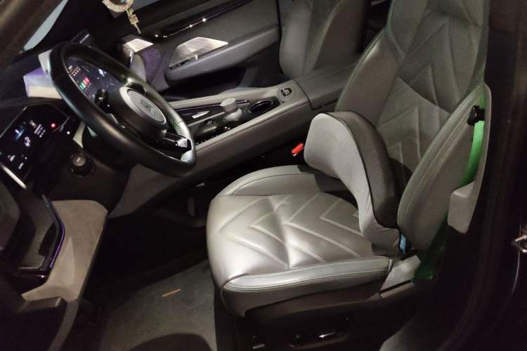 Used Zeekr 001 2023 WE Edition 100 kWh Left Front Seat