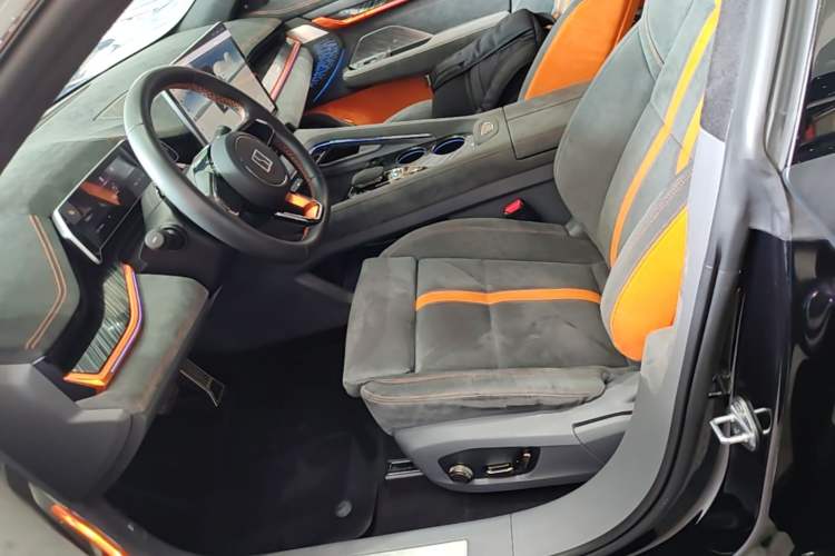 Used Zeekr 001 2023 YOU Edition 100 kWh Left Front Seat